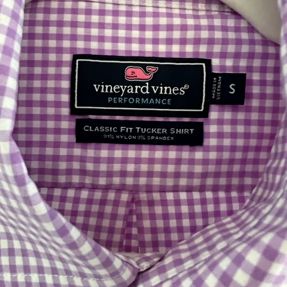 Men’s Vineyard Vines Wht/Lilac  Performance Button Down- Size SM - Picture 4 of 15